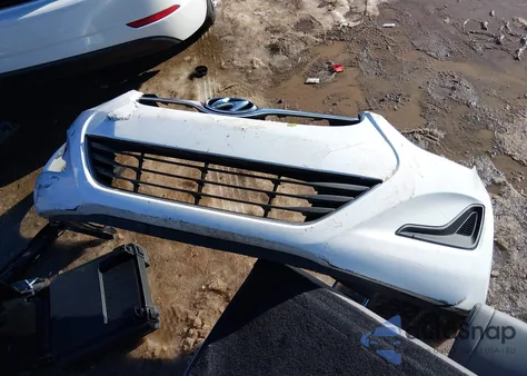 2016 Hyundai Elantra Se z USA, uszkodzony, nr VIN 5NPDH4AE2GH684591